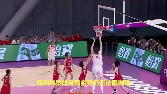 开云体育官网登录 莱万多夫斯基受伤了 